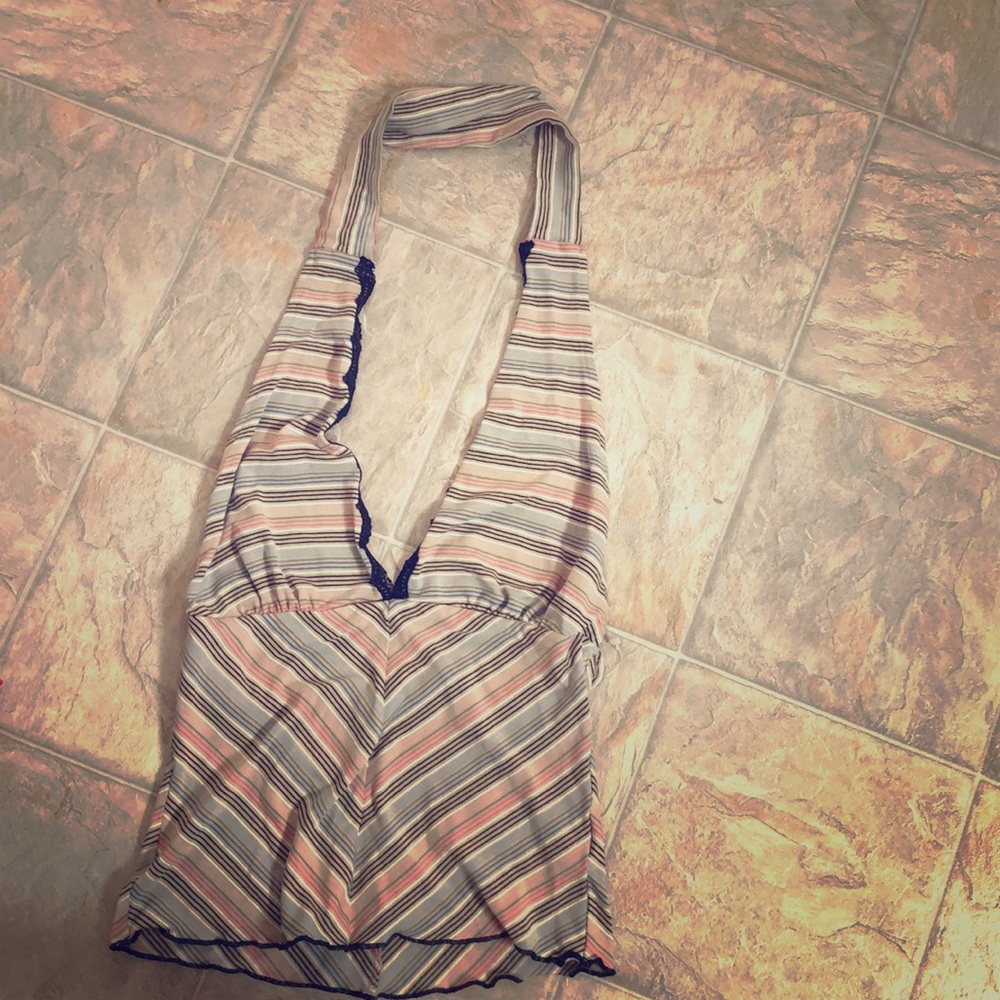 Cute summer top.